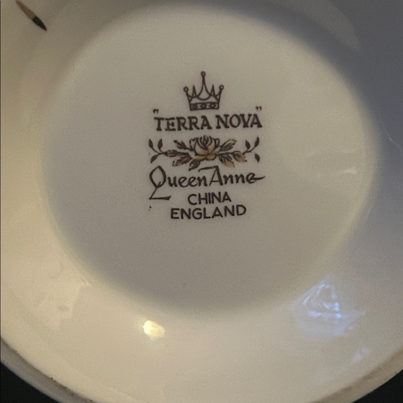 VTG QEEN ANN DES-CONTINUE PATTER HIGHLY COLLECTIBLE PRICED JUST RIGH. Like New - Picture 5 of 16